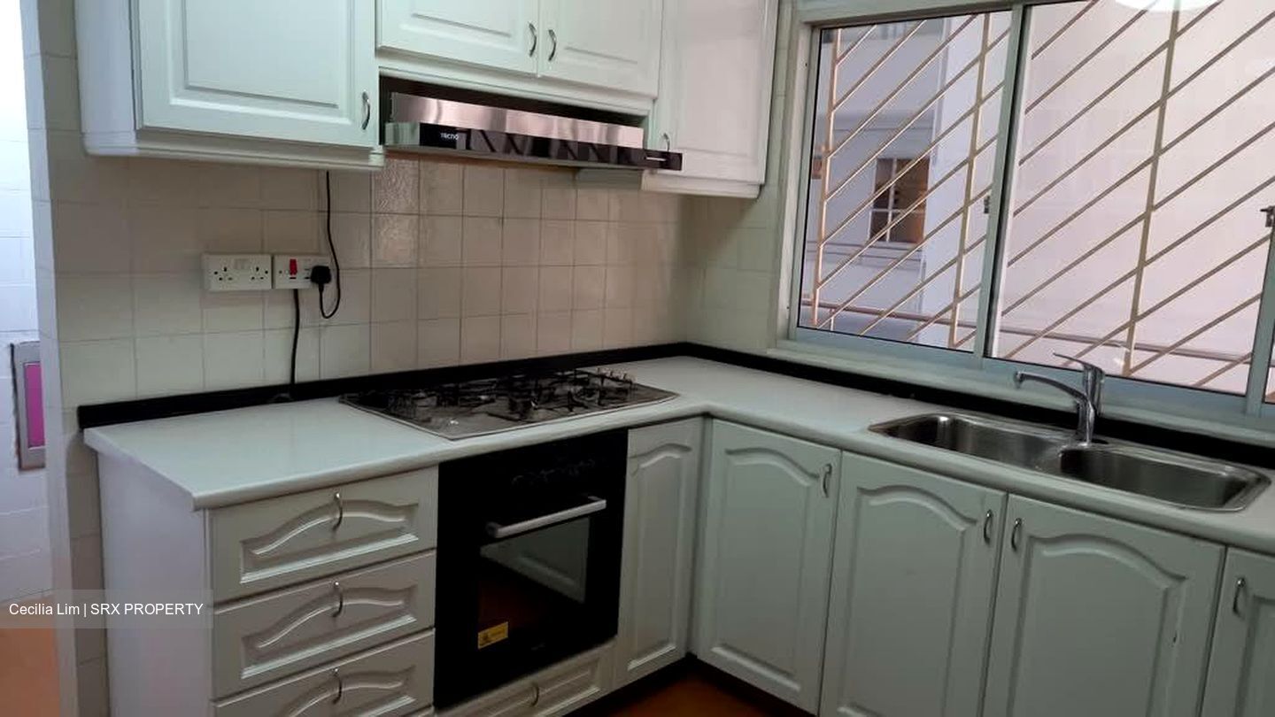 Elizabeth Heights (D9), Condominium #560445651